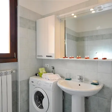 Apartment Fiumelatte Sleeps 3